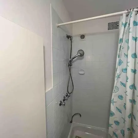 Apartament Hotel Limon Essen Esterno foto